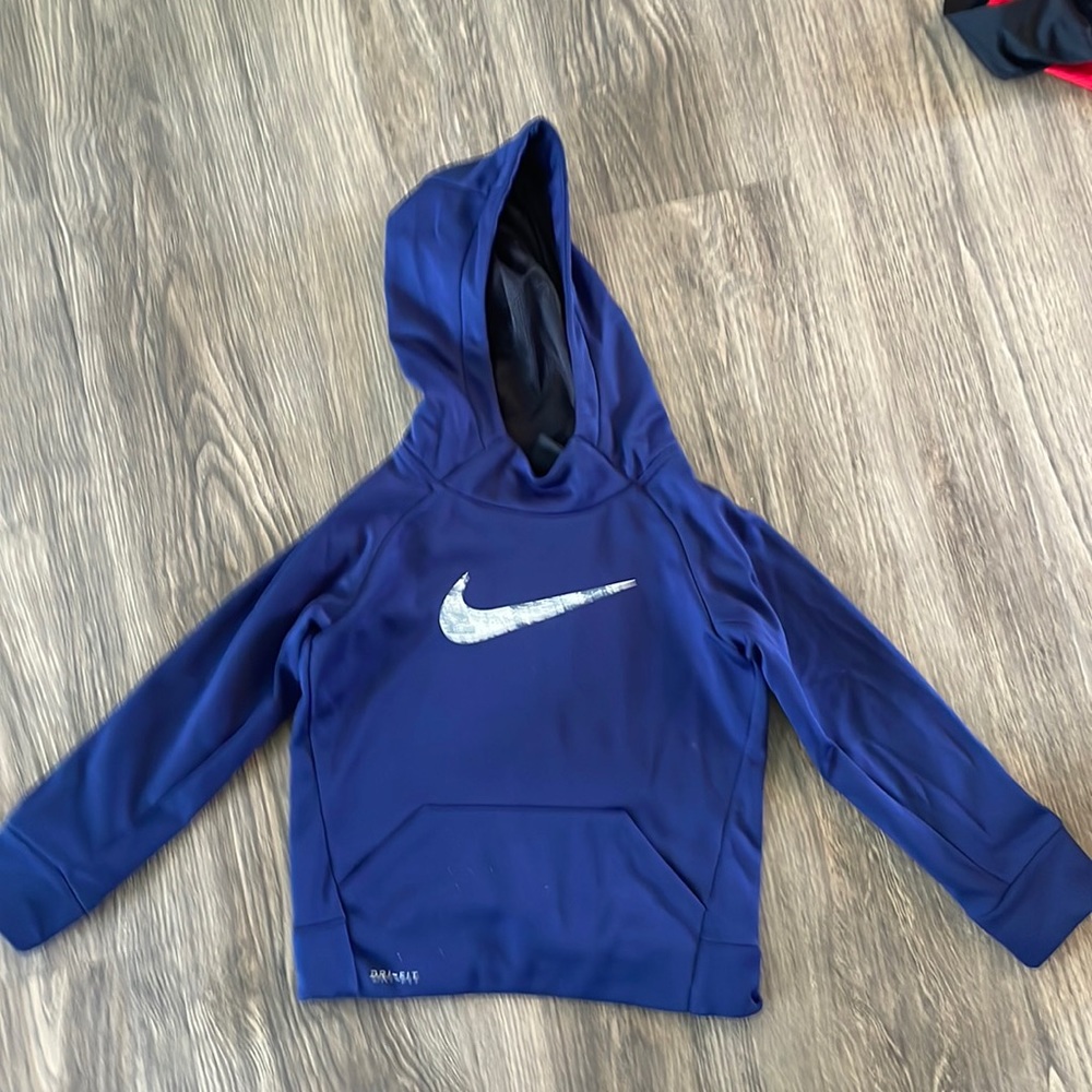 Nike Dri-Fit size 4T hoodie
